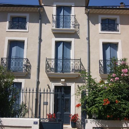 Le Petit Moliere Bed & Breakfast Servian Exterior photo